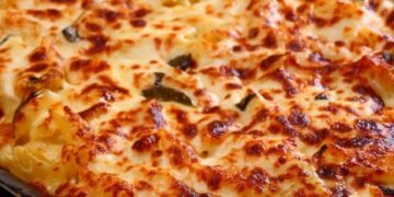 Nefis Fırında Beşamel Soslu Patates Tarifi - Fırında Beşamel Soslu Patates Yapmanın Püf Noktaları Ev Yemekleri