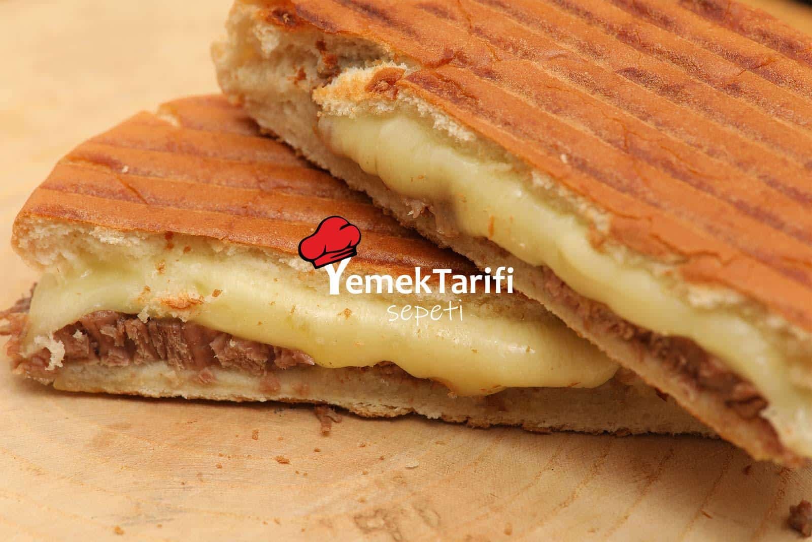 Kavurmalı Tost Tarifi - Pratik Kavurmalı Tost Yapmanın Püf Noktaları Sandviç Tarifleri Kavurmalı Tost Tarifi - Pratik Kavurmalı Tost Yapmanın Püf Noktaları Sandviç Tarifleri