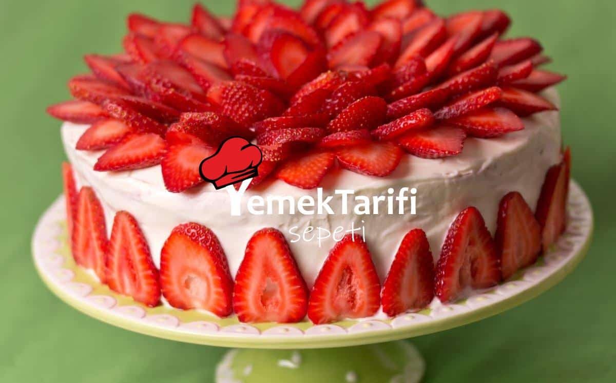 Mutlaka Denemeniz Gereken Çilekli Pasta Tarifi Tatlı Tarifleri, Kek Tarifleri Mutlaka Denemeniz Gereken Çilekli Pasta Tarifi Tatlı Tarifleri, Kek Tarifleri
