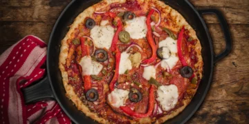 Tavada Pratik ve Lezzetli Pizza – Hamur Yoğurmadan Hızlı Tarif Aperatifler